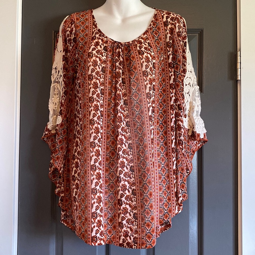 Ember Missy Tunic Blouse w Lace Accent Bell Sleeves